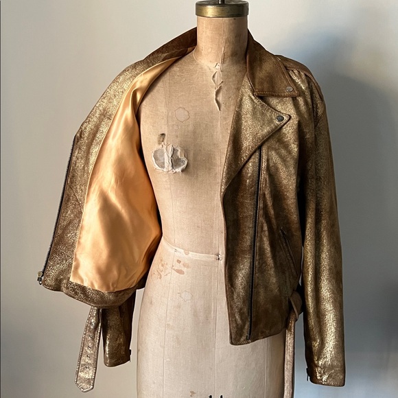 1980’s Vintage Leather Motorcycle Jacket - Picture 12 of 16